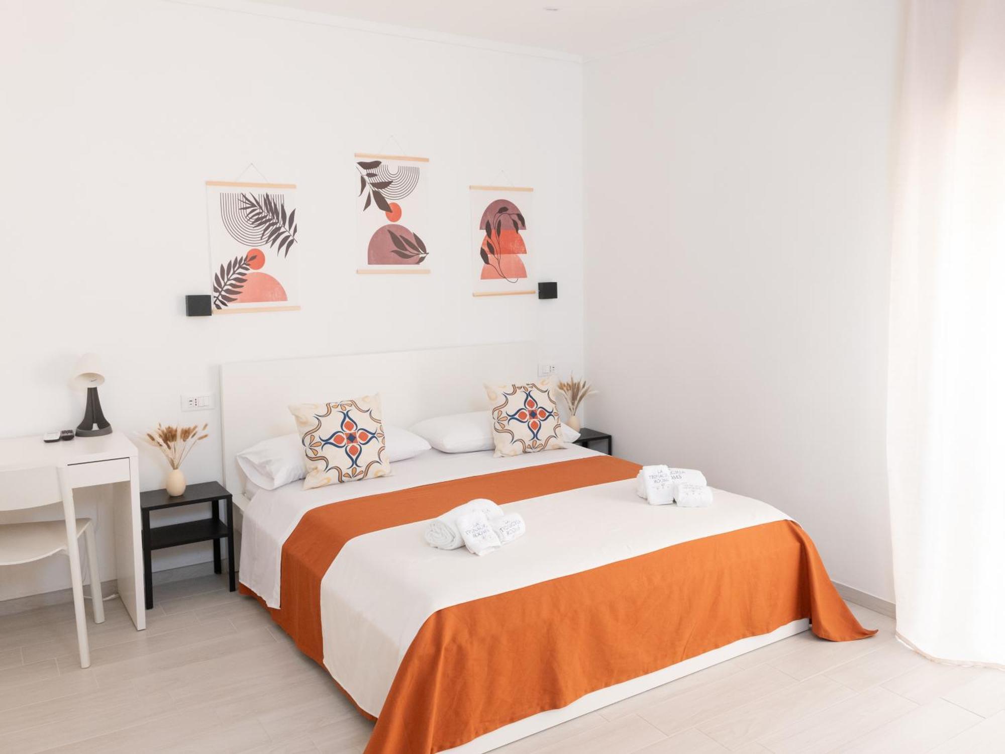 La Trinacria Rooms Trapani Exterior photo