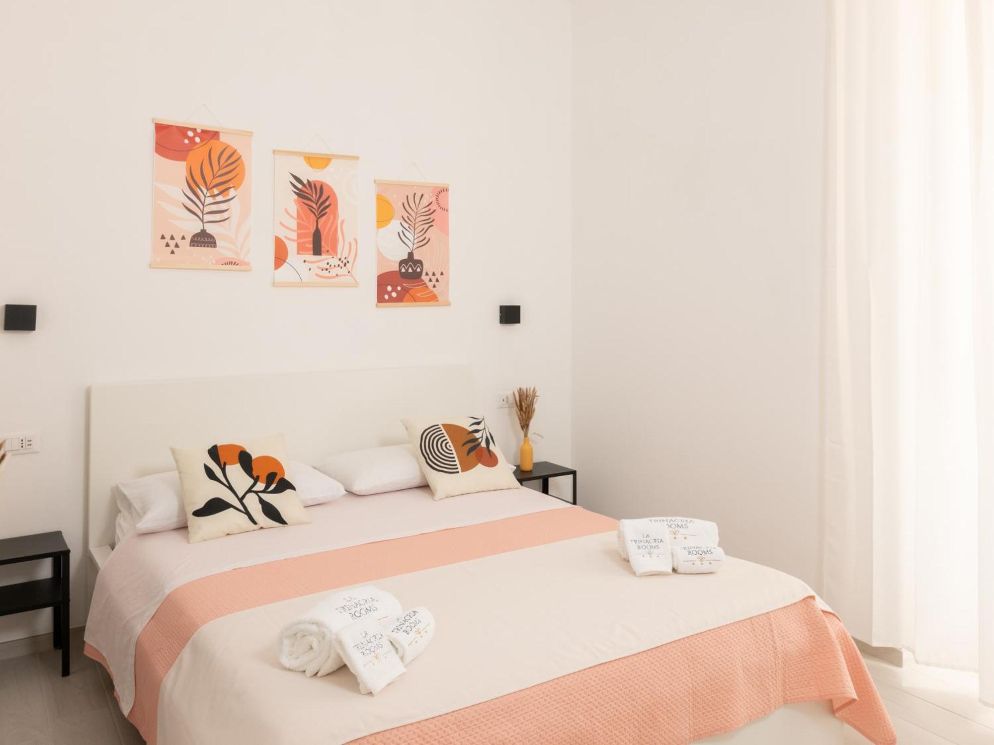 La Trinacria Rooms Trapani Exterior photo