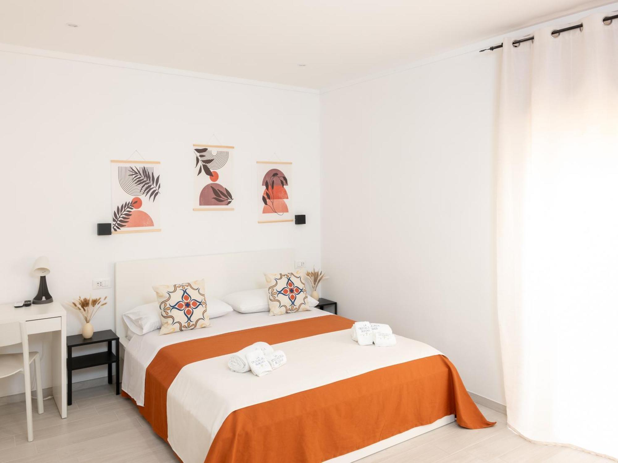La Trinacria Rooms Trapani Exterior photo